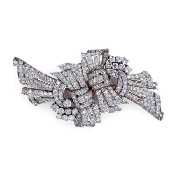Lot 060 Double clip brooch made of yellow gold, platinum and diamonds