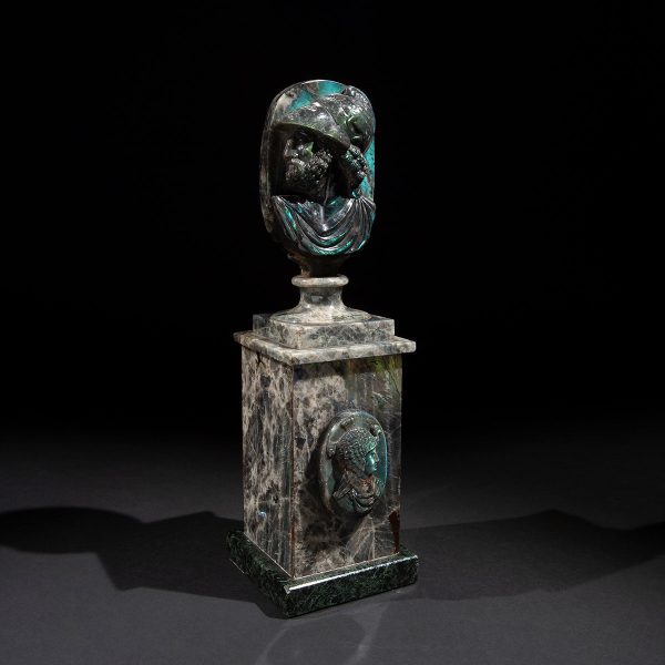 Lot 043 - Sculpture with effigies of Menelaus and Cleopatra, Italy or France, late 19th early 20th century