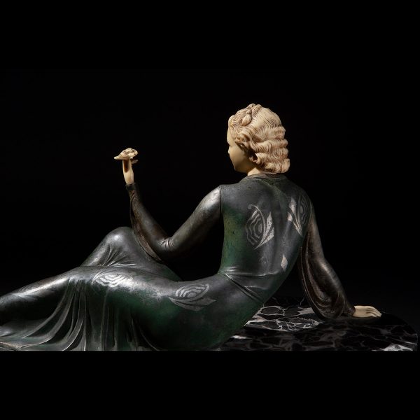 Lot 049 - Art Nouveau sculpture in bronze and ivory, France 20th century