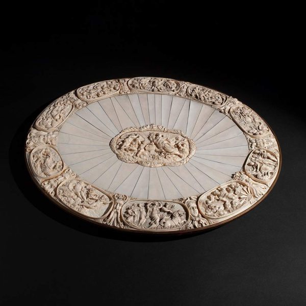 Lot 063 - Large oval ivory dish, Germany first half of the 19th century