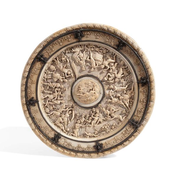 Lot 064 - Important ivory plate and pourer, Germany first half 19th century