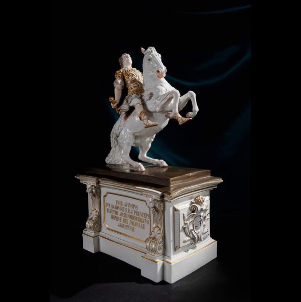 Lot 070 - Remarkable equestrian portrait of Frederick Augustus II of Saxony, Meissen 19th century