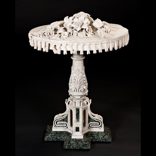 Lot 074 - White marble table, Italian manufacture, 18th century