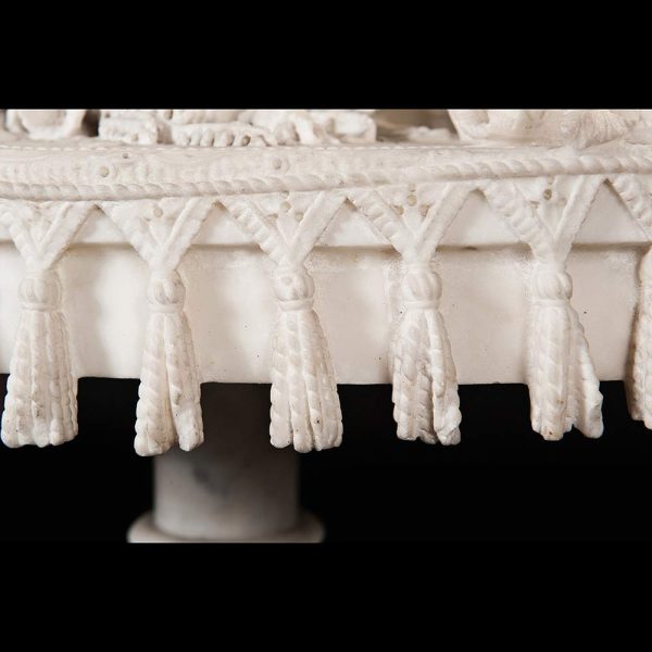 Lot 074 - White marble table, Italian manufacture, 18th century
