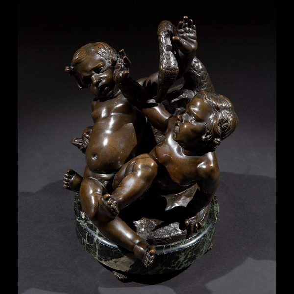 Lot 081 - Clodion (Nancy 1738 - Paris 1814), Pair of bronze statues of putti playing with swans