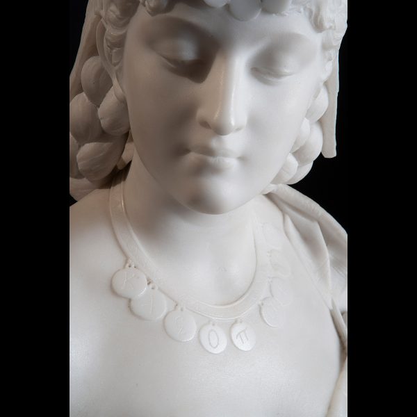 Lot 092 - Bust of Cleopatra, early 20th century