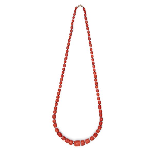 Lot 111 Mediterranean coral barrel-beaded necklace