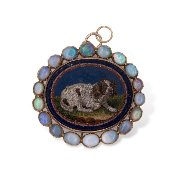 Lot 126 Pendant brooch made of gold, opals, lapis, aventurine and micromosaic, Rome 19th century