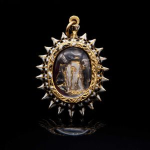 Lot 133 Antique gold pendant with enamels
