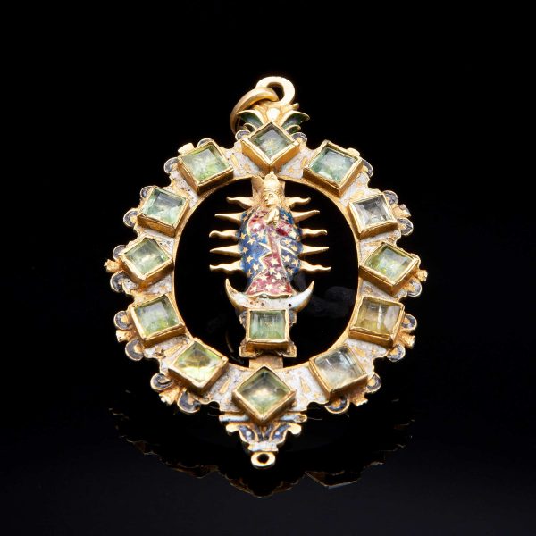 Lot 136 Antique gold pendant with enamels and peridots