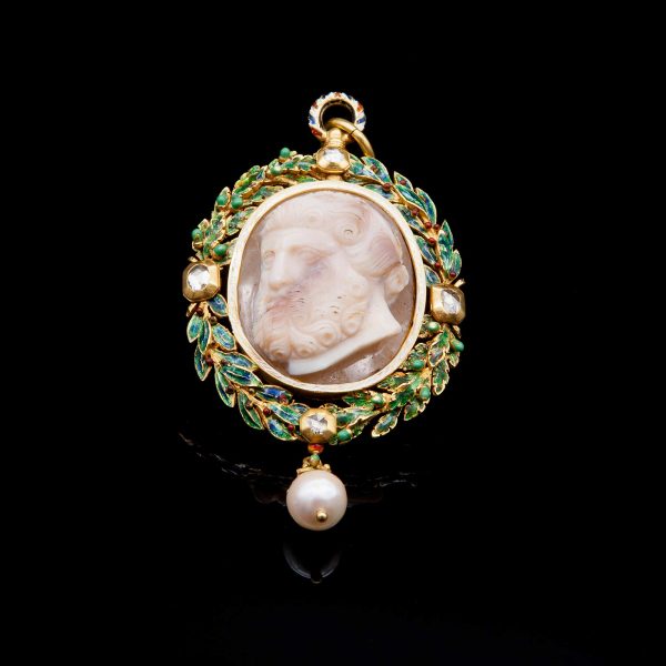 Lot 140 Antique gold pendant with enamels, cameo and dangling pearl