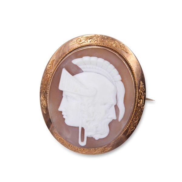 Lot 141 Gold brooch with cameo, Italy 19th century