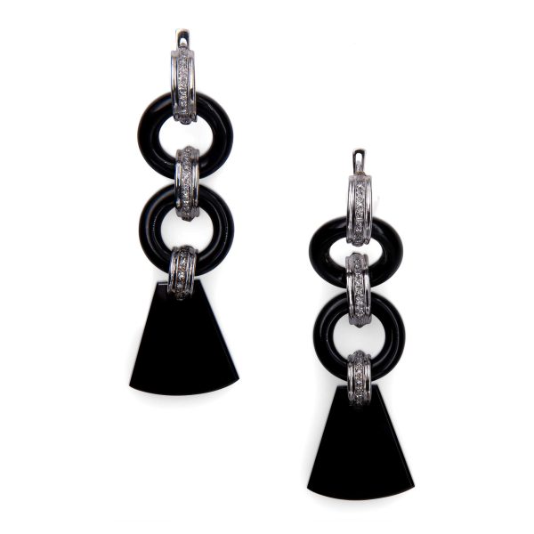 Lot 041 White gold Earrings with onyx and diamonds