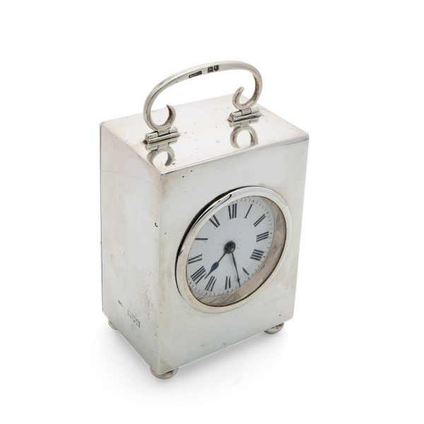 Lot 013 - Table clock, London 1907-1927