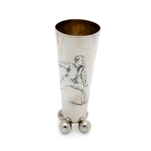 Lot 021 - American silver trumpet vase, 19th century